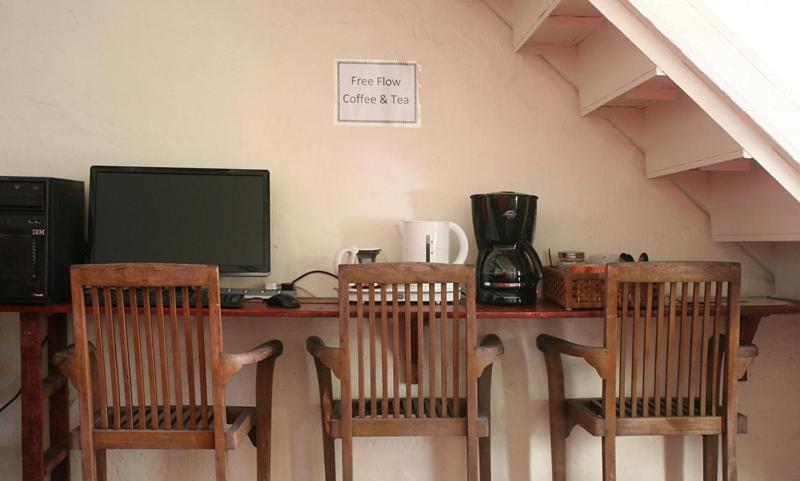Red Inn Court George Town Eksteriør bilde