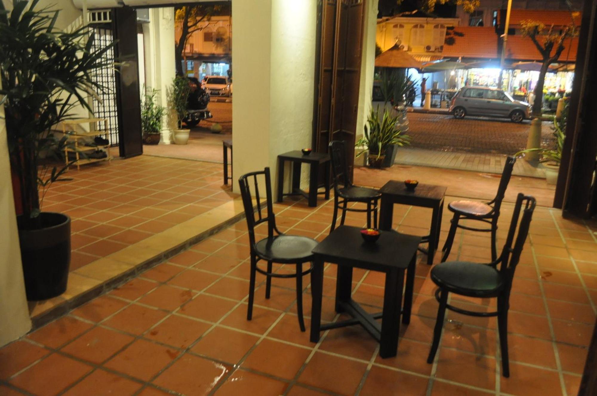 Red Inn Court George Town Eksteriør bilde