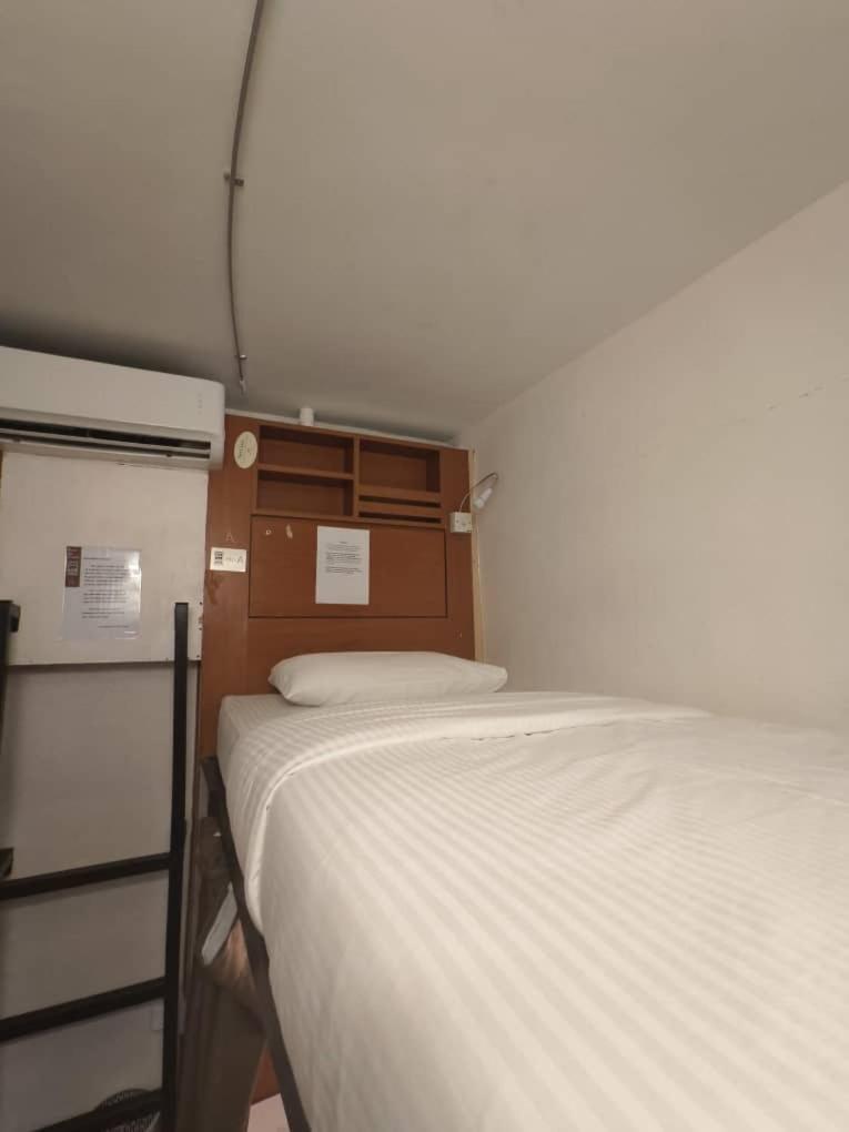 Red Inn Court George Town Eksteriør bilde