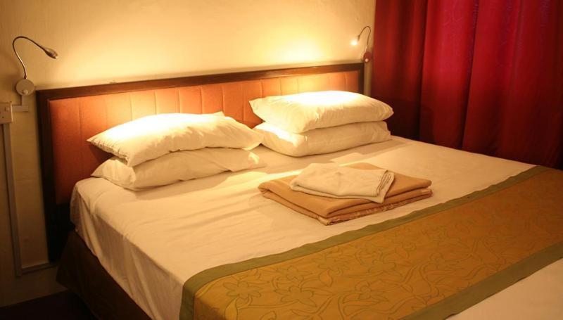 Red Inn Court George Town Eksteriør bilde