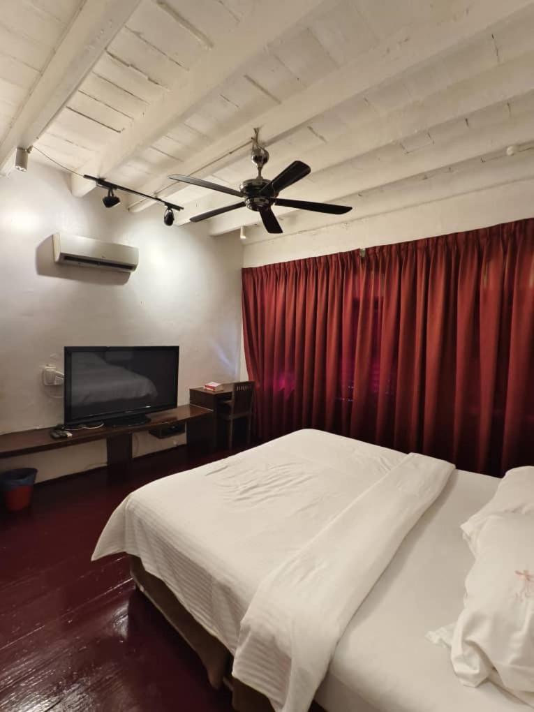 Red Inn Court George Town Eksteriør bilde