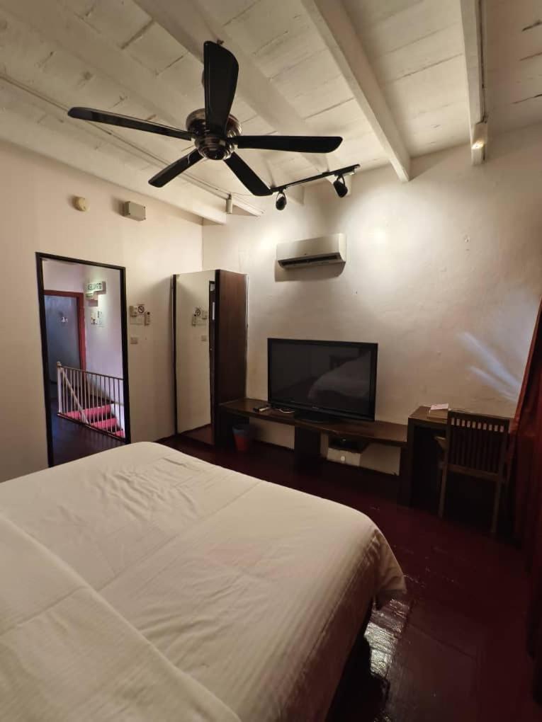 Red Inn Court George Town Eksteriør bilde