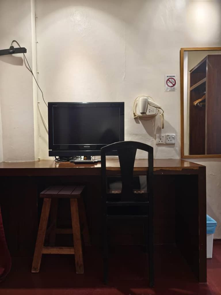 Red Inn Court George Town Eksteriør bilde