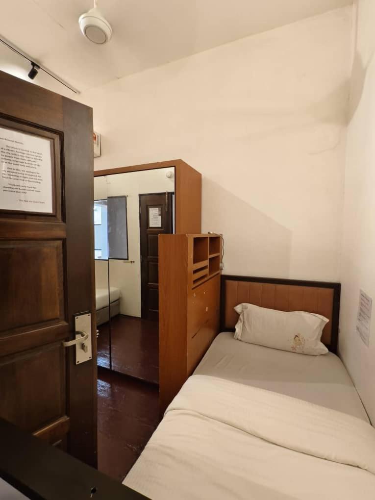 Red Inn Court George Town Eksteriør bilde